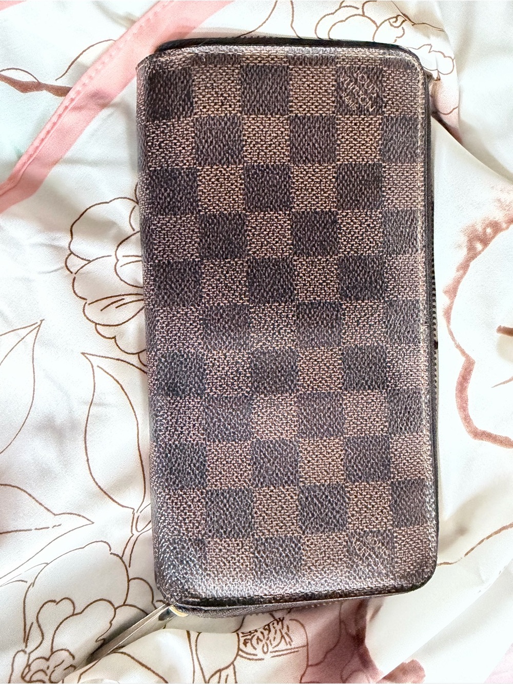 Louis Vuitton Brown Checkered Zippy Wallet